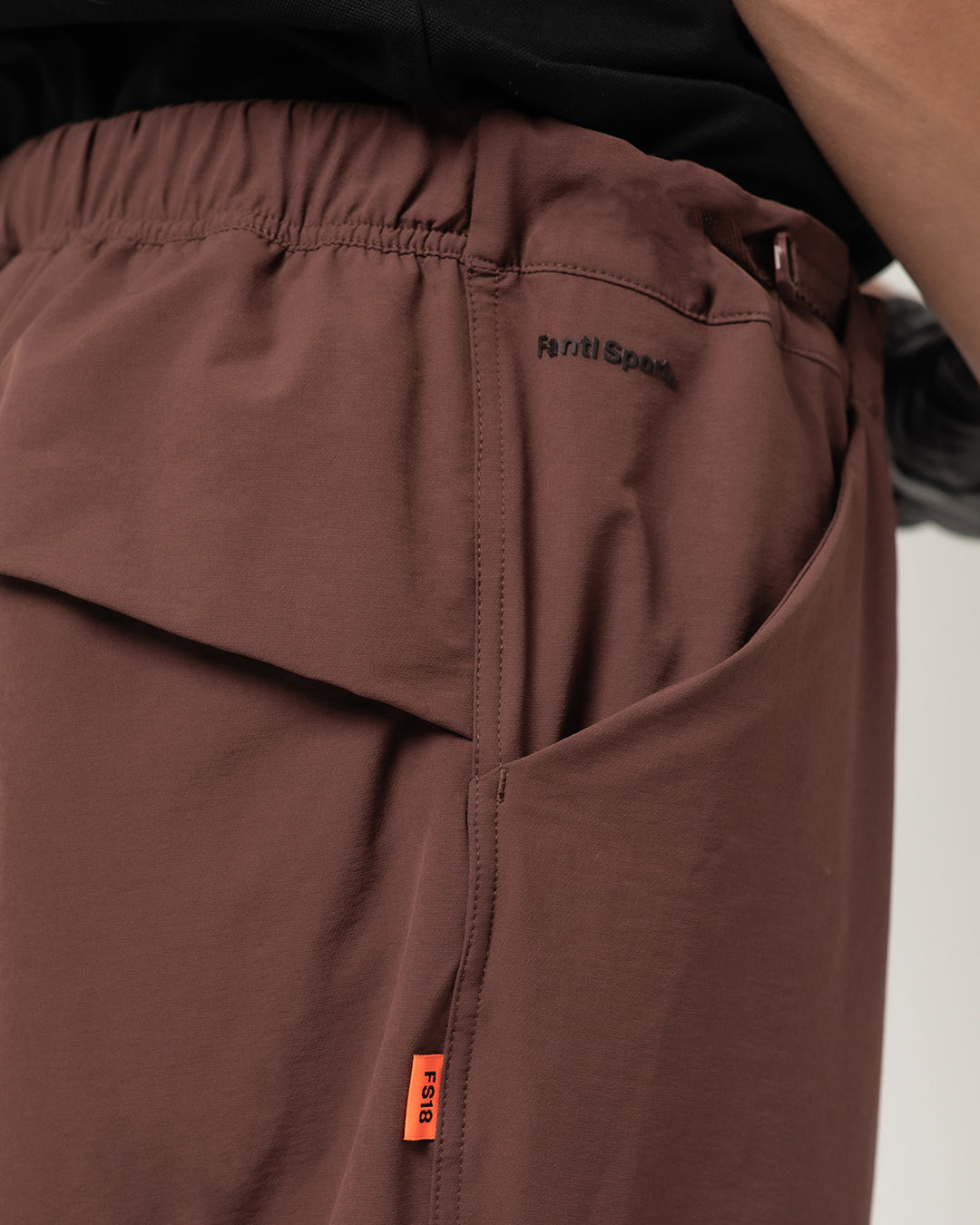 AllCourse Pant in Plum — detail